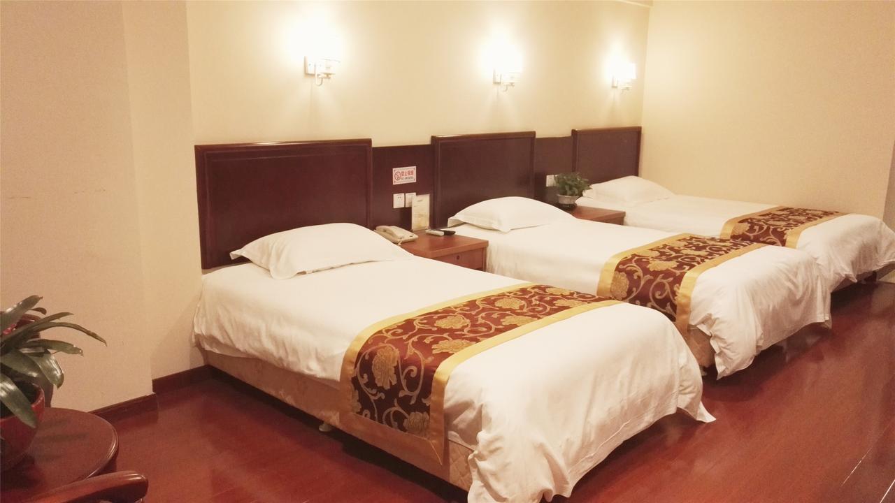 טאי יואן Greentree Inn High Tech Changzhi Road Subway Station Business Hotel מראה חיצוני תמונה