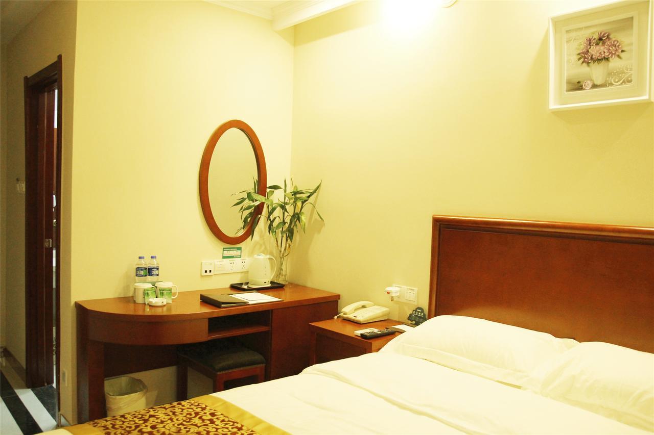 טאי יואן Greentree Inn High Tech Changzhi Road Subway Station Business Hotel מראה חיצוני תמונה
