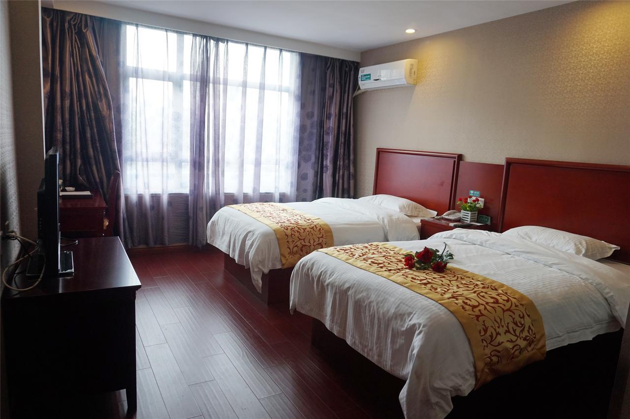טאי יואן Greentree Inn High Tech Changzhi Road Subway Station Business Hotel מראה חיצוני תמונה
